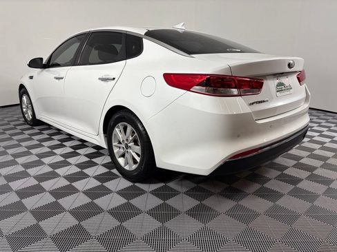 Used 2018 Kia Optima LX FWD image 11