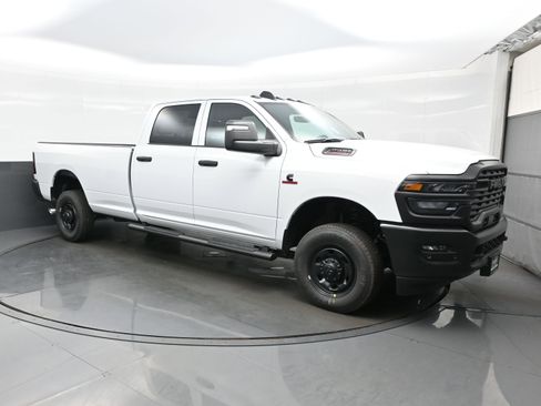 New 2026 RAM 2500 Tradesman image 8