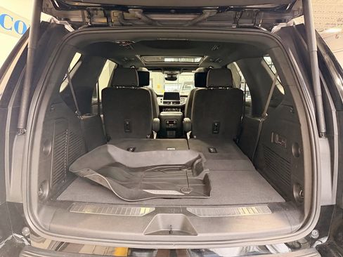 Used 2024 Chevrolet Tahoe Premier image 11