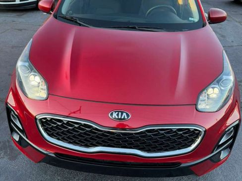 Used 2022 Kia Sportage LX image 11