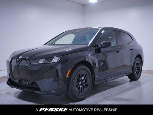 Used 2026 BMW iX xDrive45 image 1