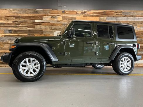 Used 2023 Jeep Wrangler Sport S AWD/4WD image 49