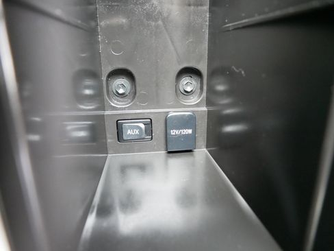 Used 2010 Toyota Prius Three image 31