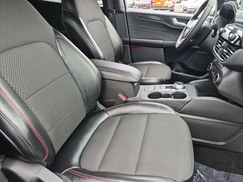 Used 2024 Ford Escape ST-Line AWD/4WD image 34