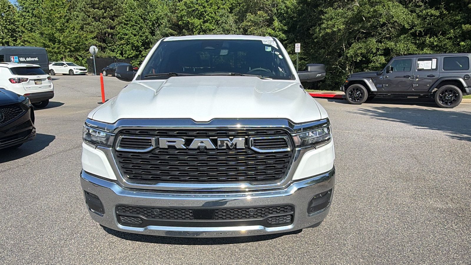 Used 2025 RAM 1500 Big Horn AWD/4WD image 3