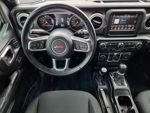 Certified 2019 Jeep Wrangler Unlimited Sahara AWD/4WD image 16