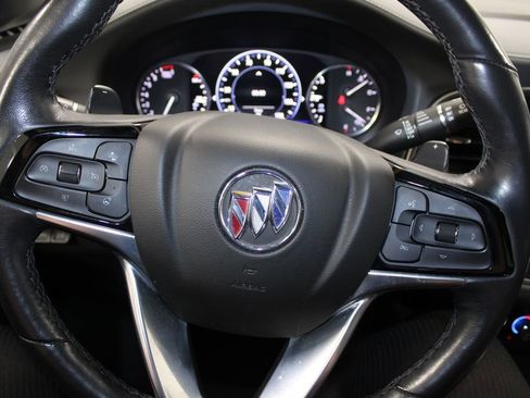 Used 2024 Buick Enclave Premium image 37