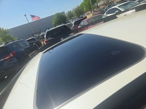 Used 2024 Subaru Crosstrek 2.0i Premium image 7