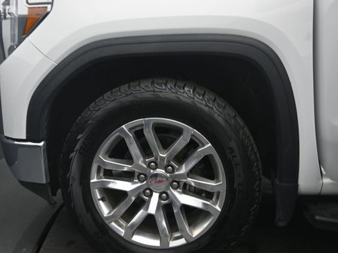 Used 2022 GMC Sierra 1500 SLT w/ SLT Premium Plus Package image 16