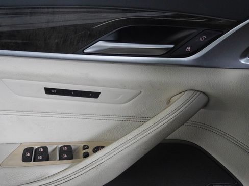 Certified 2023 BMW 540i w/ M Sport Package RWD image 15