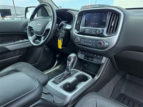 Used 2022 Chevrolet Colorado ZR2 image 16