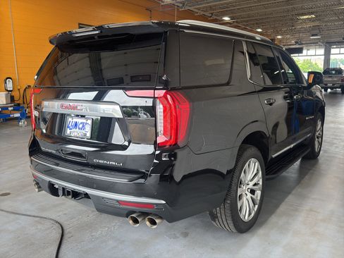 Used 2022 GMC Yukon Denali AWD/4WD image 5