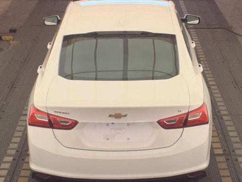 Used 2023 Chevrolet Malibu LT image 7