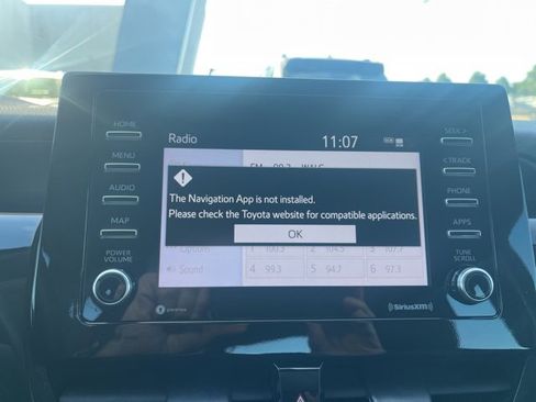 Used 2024 Toyota Camry SE image 16