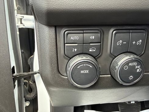Used 2024 Chevrolet Tahoe RST w/ Luxury Package AWD/4WD image 28