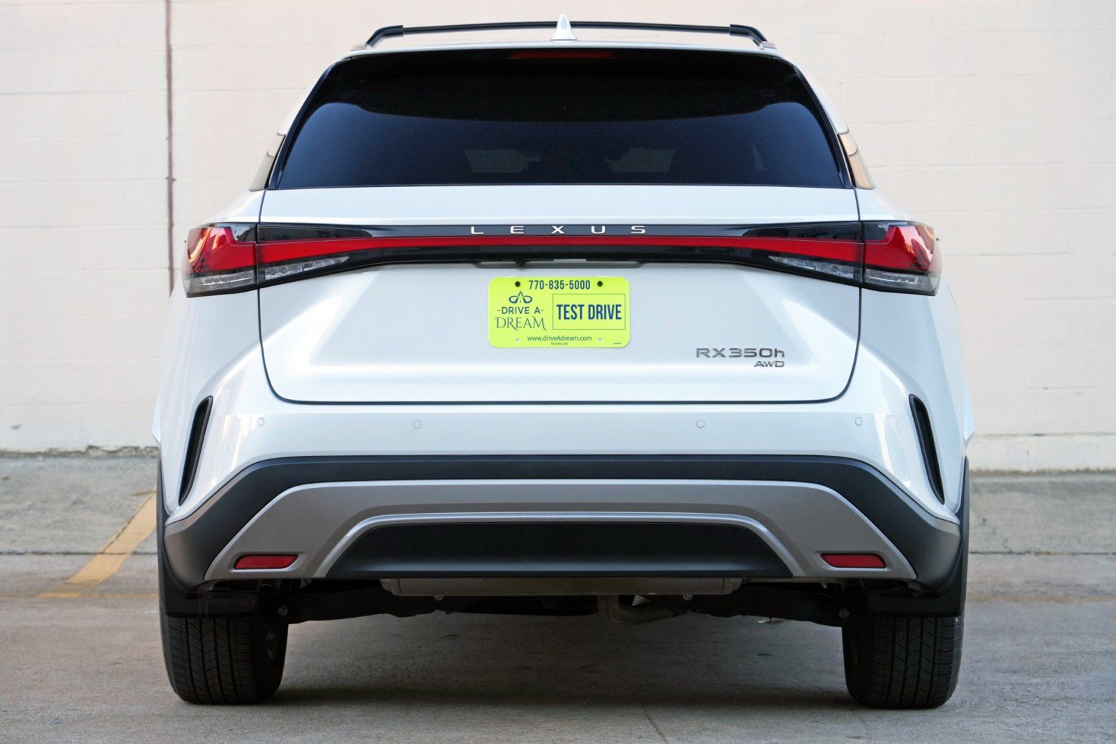 Used 2024 Lexus RX 350h w/ Convenience Package AWD/4WD image 11