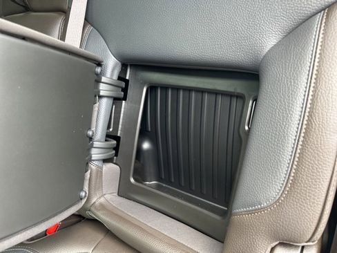 Used 2022 GMC Sierra 1500 Denali w/ Denali Reserve Package image 29