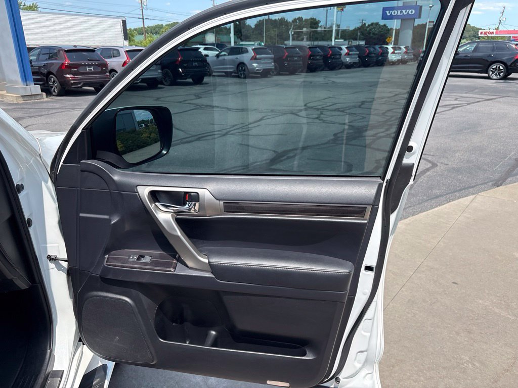 Used 2021 Lexus GX 460 Premium AWD/4WD image 30