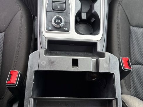 Used 2022 Ford Explorer XLT w/ Class IV Trailer Tow Package image 29