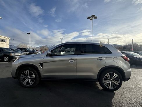 Used 2024 Mitsubishi Outlander Sport SE image 4