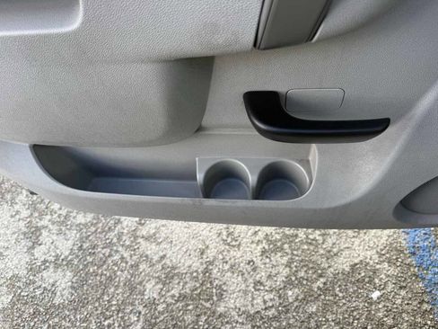 Used 2013 GMC Sierra 1500 SLE image 9