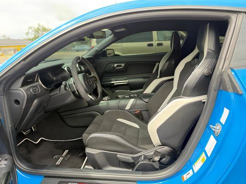 Used 2022 Ford Mustang Shelby GT500 w/ Technology Package image 15