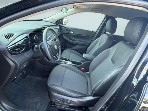 Used 2022 Buick Encore GX Select w/ Sport Touring Package AWD/4WD image 5