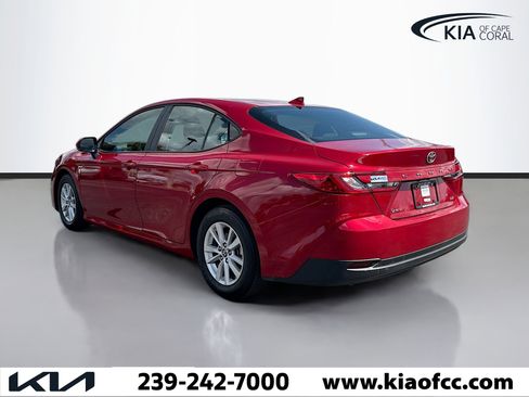Used 2025 Toyota Camry LE w/ Convenience Package image 3