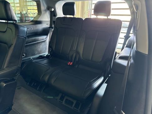 Used 2022 Jeep Grand Cherokee L Limited w/ Luxury Tech Group II image 39