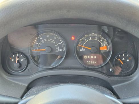 Used 2014 Jeep Compass Sport w/ Power Value Group FWD image 17
