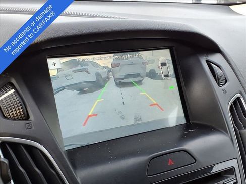 Used 2017 Ford Focus Titanium image 21