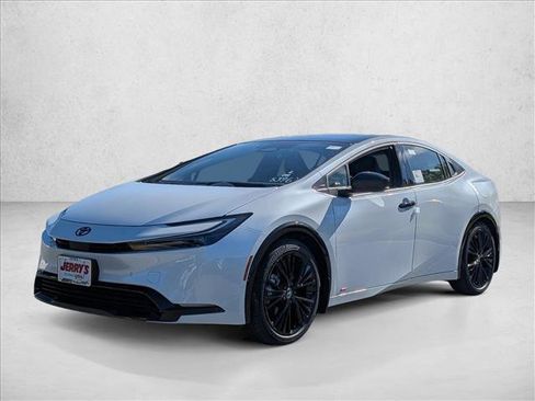 New 2026 Toyota Prius XLE image 4