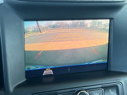 Used 2021 GMC Terrain SLE w/ Driver Convenience Package image 26