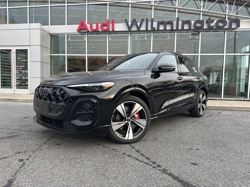 New 2025 Audi SQ5 Premium Plus image 1