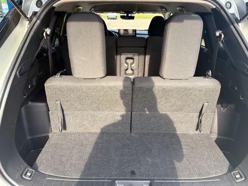 Used 2025 Mitsubishi Outlander ES FWD image 27