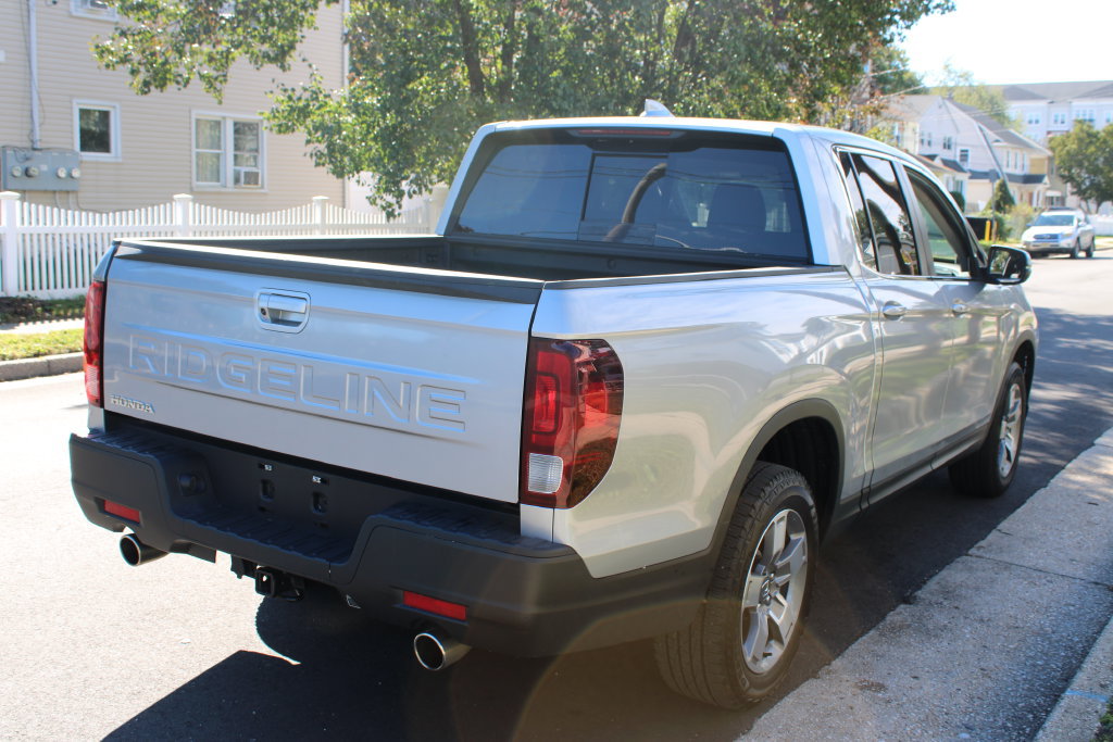 Used 2025 Honda Ridgeline RTL image 5