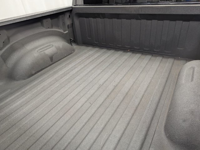 Used 2023 RAM 1500 Laramie AWD/4WD image 6