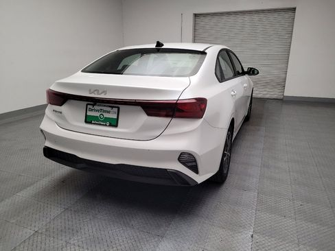 Used 2022 Kia Forte LXS image 7