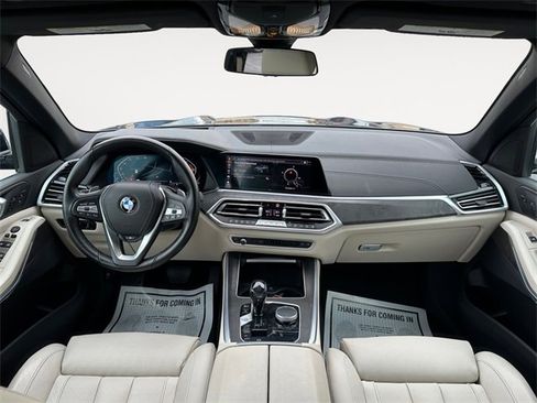 Used 2022 BMW X5 xDrive40i w/ Luxury Seating Package image 10