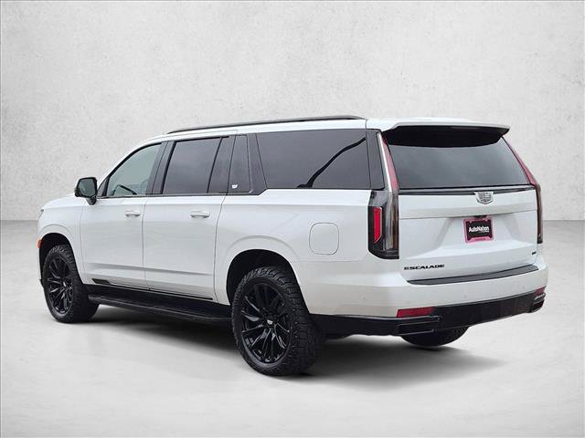 Used 2024 Cadillac Escalade ESV Sport w/ LPO, ONYX Package AWD/4WD image 8