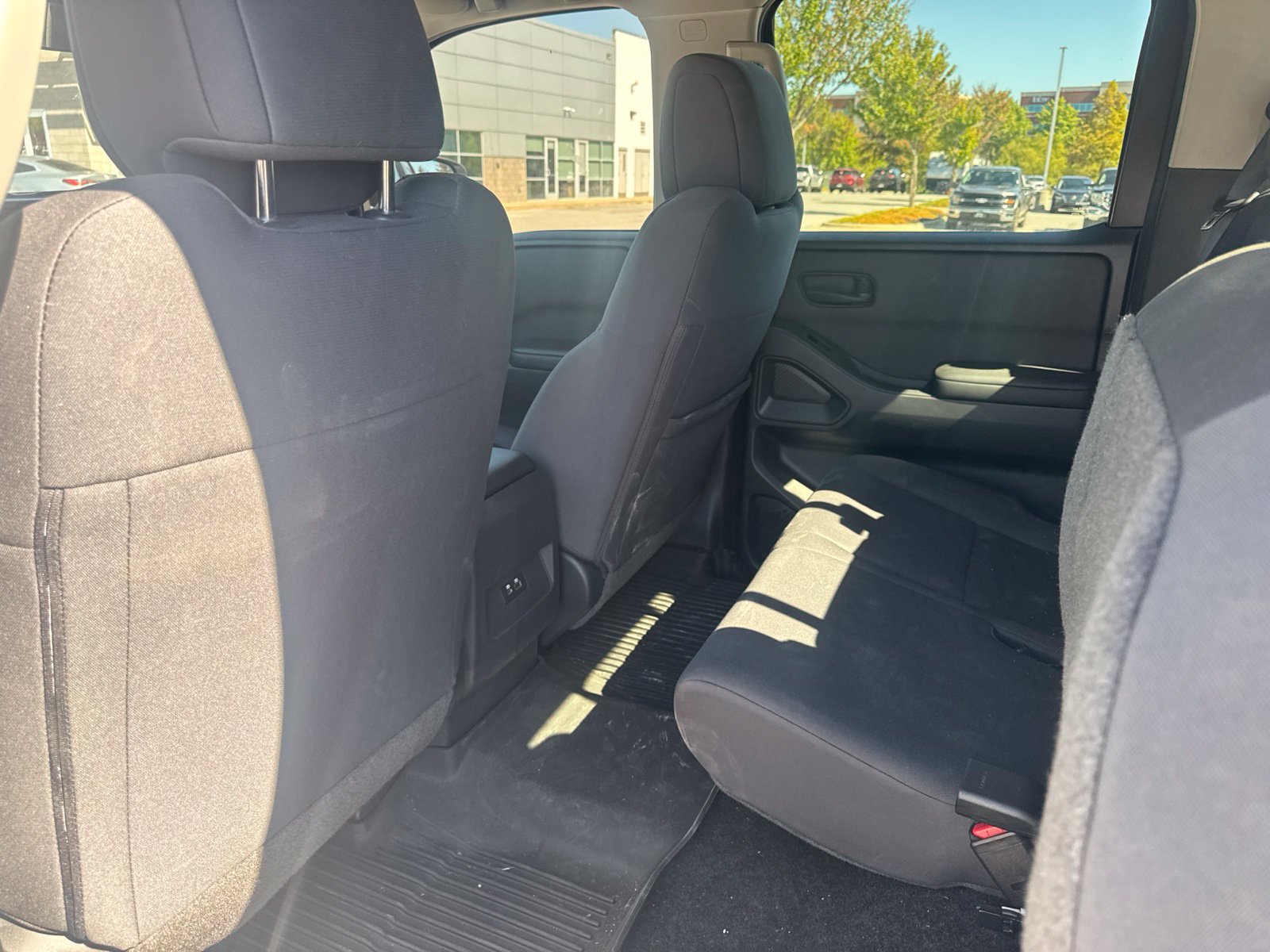 Used 2025 Nissan Frontier S AWD/4WD image 11