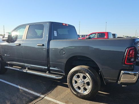Used 2026 RAM 2500 Big Horn AWD/4WD image 6
