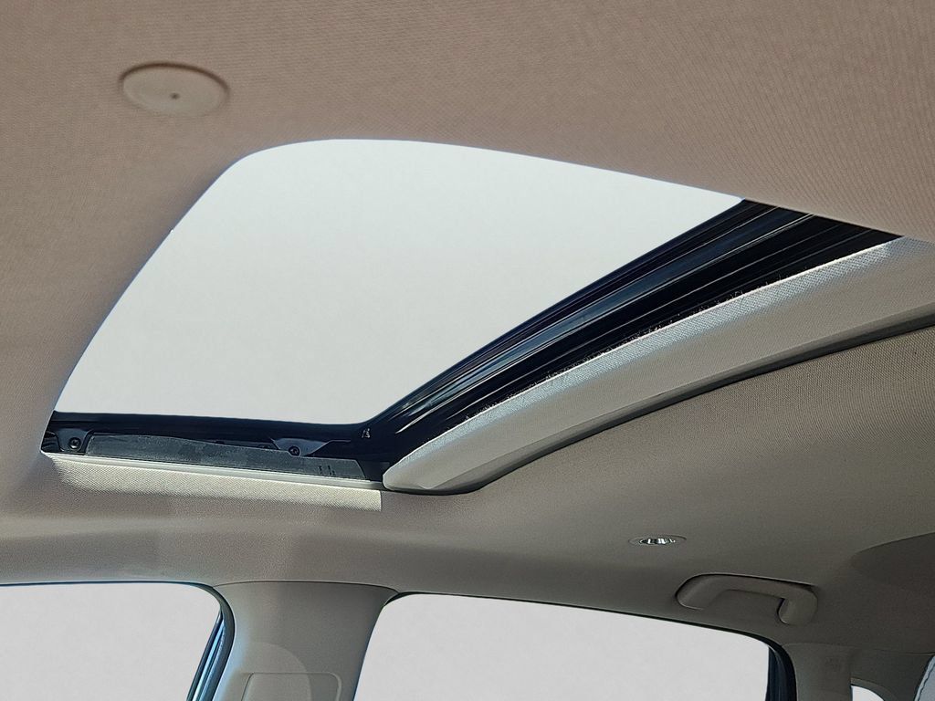 Certified 2025 Honda HR-V EX-L image 14
