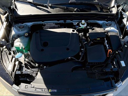 New 2026 Volvo XC40 B4 Core image 11