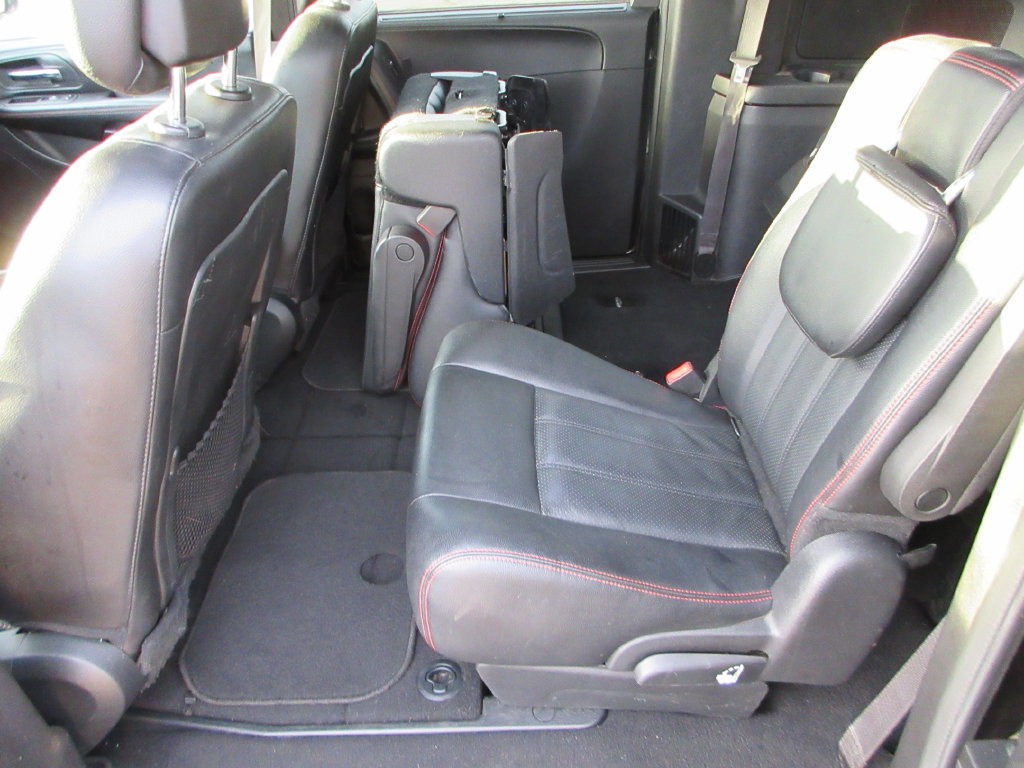 Used 2019 Dodge Grand Caravan GT FWD image 14
