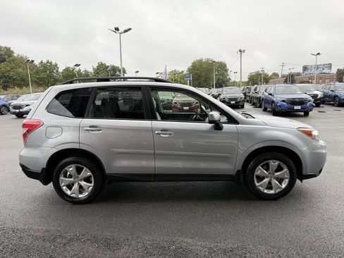 Used 2015 Subaru Forester 2.5i Premium w/ All-Weather Package image 6