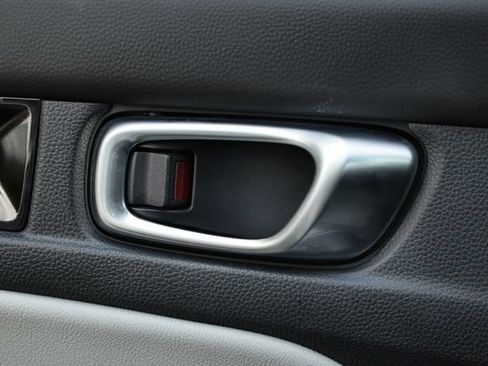 Certified 2025 Honda Civic Sport Touring image 18