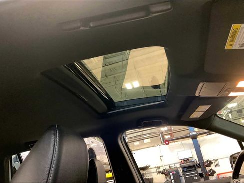 Used 2023 Honda Passport EX-L image 13