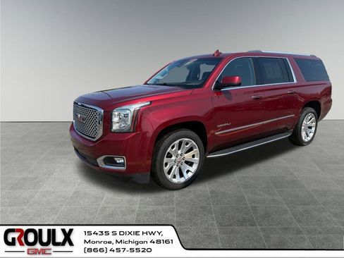 Used 2017 GMC Yukon XL Denali w/ Open Road Package AWD/4WD image 1