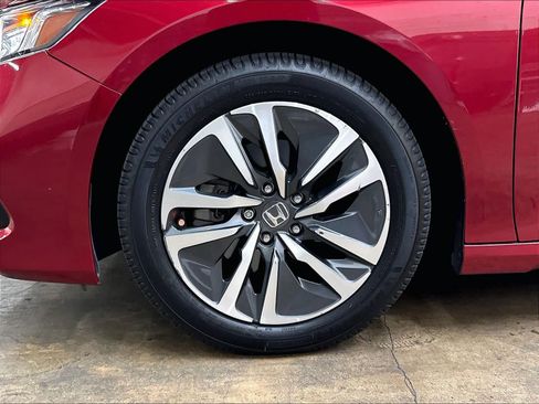 Used 2021 Honda Accord Hybrid image 12
